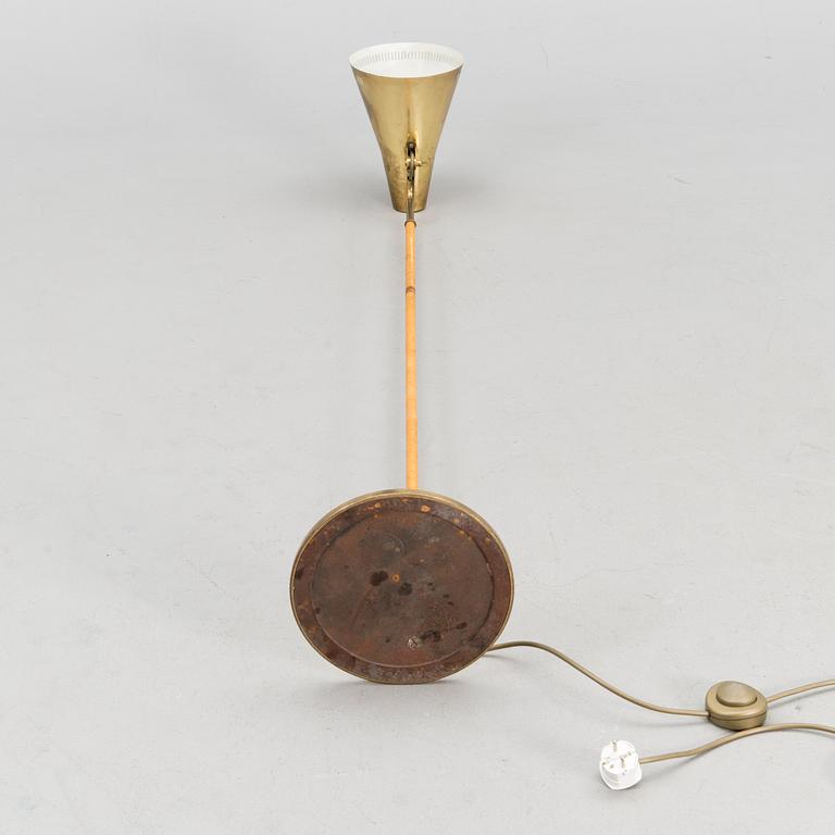 PAAVO TYNELL, golvlampa, modell 9628, Taito, 1900-talets mitt.