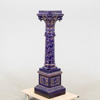 Pedestal Rörstrand porcelain around 1900.