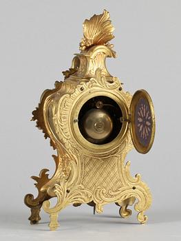 BORDSPENDYL, nyrokoko, 1800-talets slut.