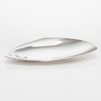 Tapio Wirkkala, silver dish TW 100, Kultakeskus, Hämeenlinna 1965.