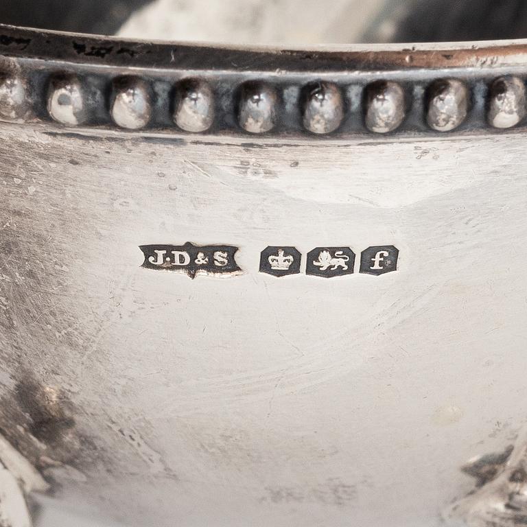 Two silver bowls and a sauce bowl, England and Sweden, 1900-1932.