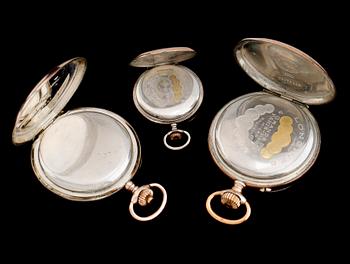 FICKUR, 3 st, silver, två märkta Longines, 1900-talets första hälft.