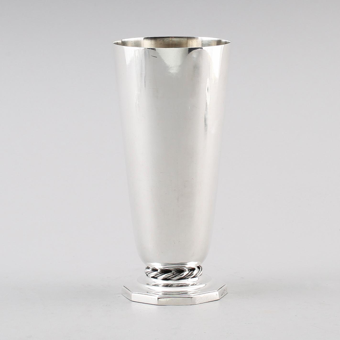 BÄGARE, silver, GAB, Stockholm 1935. Vikt ca 288 g.