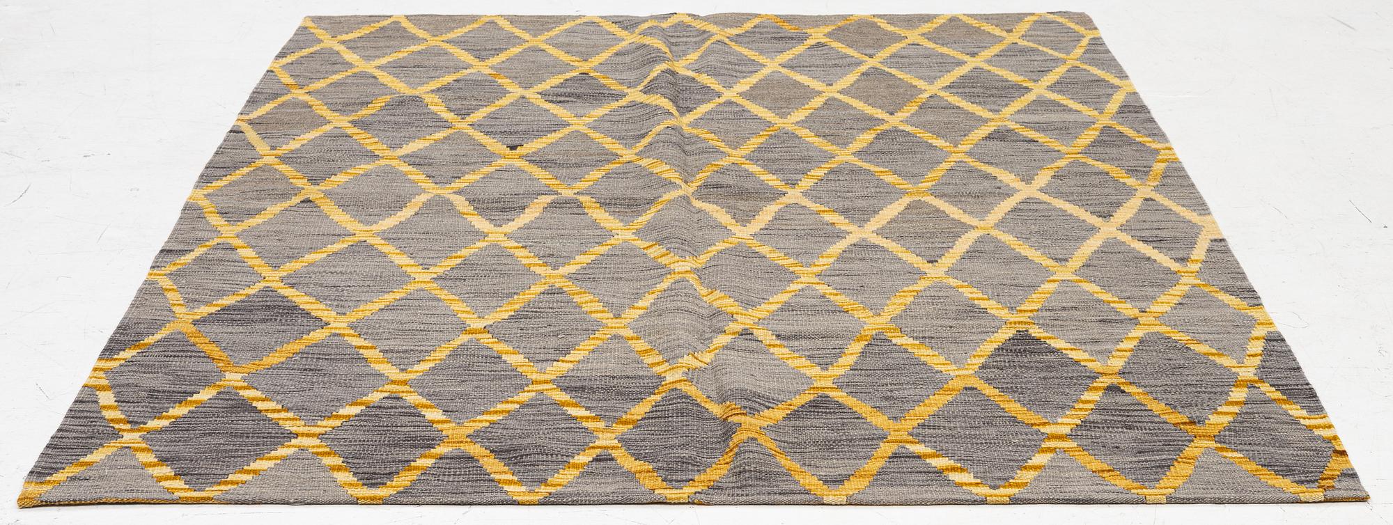 Carpet, kilim, approx. 194 x 162 cm.