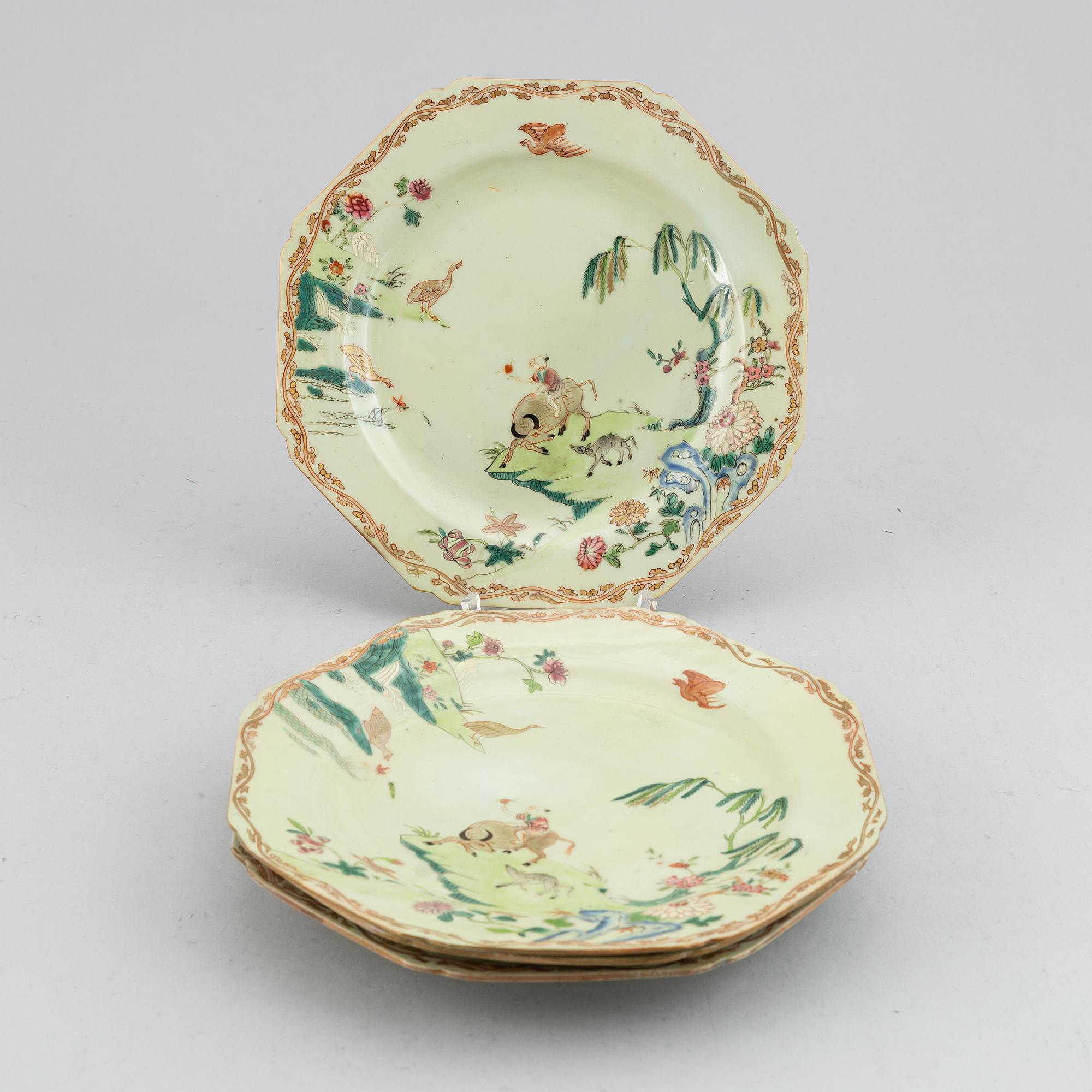 Six (4+2) famille rose export porcelain dishes, Qing dynasty, Qianlong (1736-95).