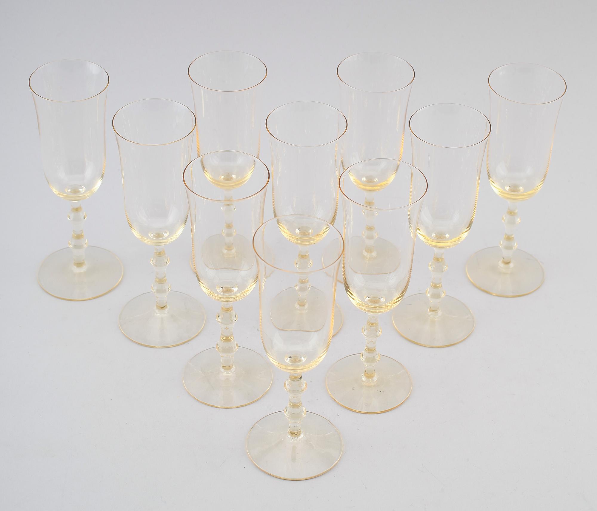CHAMPAGNESTRUTAR, 10 st, "Salut", Simon Gate, Orrefors, 1900-talets andra hälft.