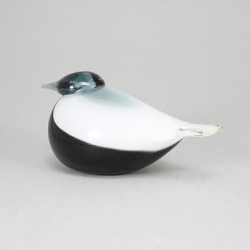 OIVA TOIKKA, a glass bird, Smew (Uivelo) 2002–2006, signed O. Toikka Nuutajärvi.