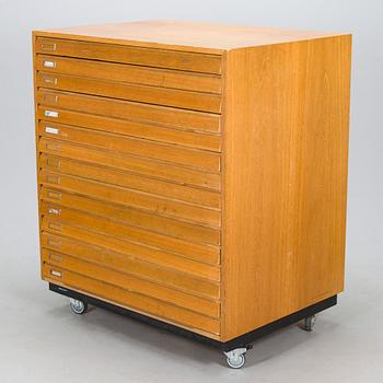 A late 20th century filing cabinet / drawing cabinet.