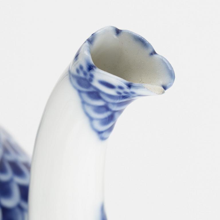 Royal Copenhagen, 4 porcelain pieces of 'Musselmalet', Denmark.