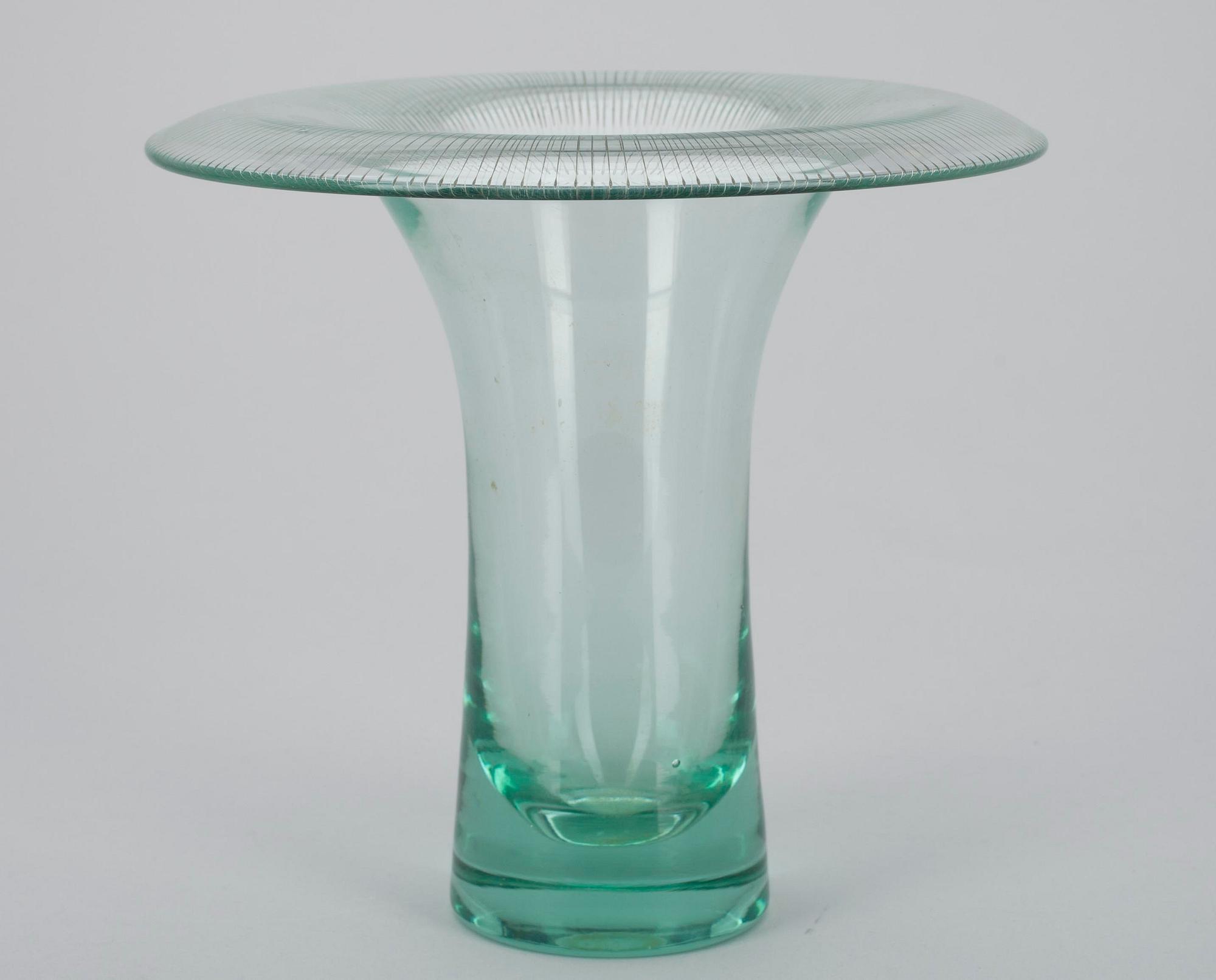 VAS, glas, sign. H. Turpeinen Riihimäen lasi.