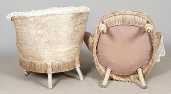 FÅTÖLJER, 1 par, sent 1800-tal.