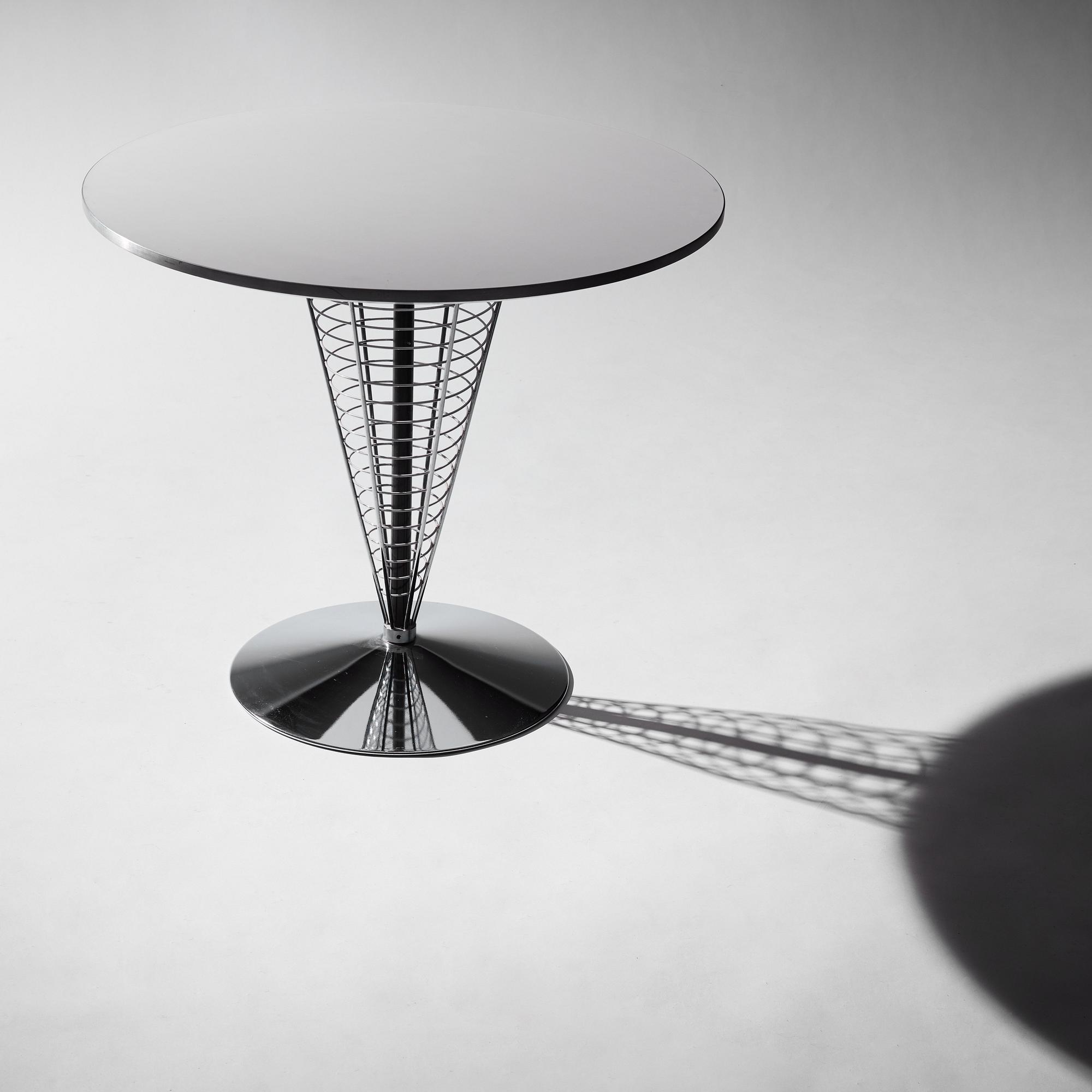 ダイニングテーブル Verner Panton  Vintage Wire cone table Verner Panton wire cone table, Fritz Hansen 1990 | dejavintage