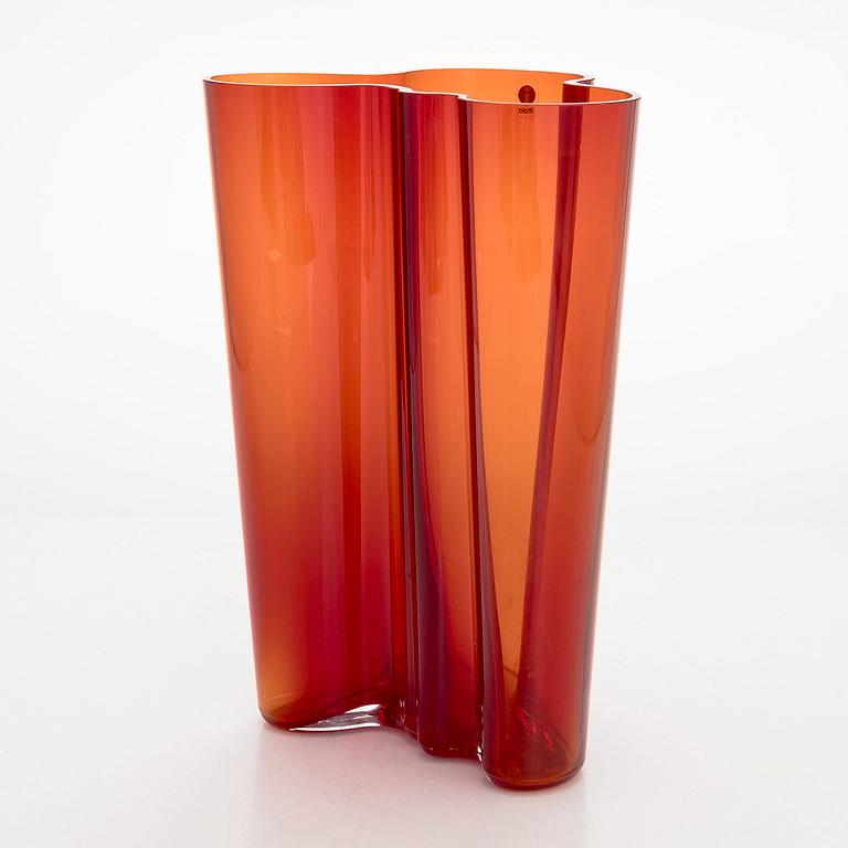 Alvar Aalto, vas, modell 251, signerad Iittala.