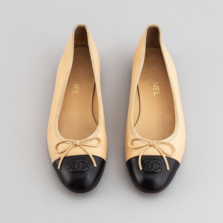 Chanel, ballerinas, size 40.