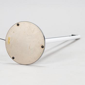 A floor lamp by Eileen Gray for Vereinigt werkstätten, Leuchtenkollektion, late 20th century.