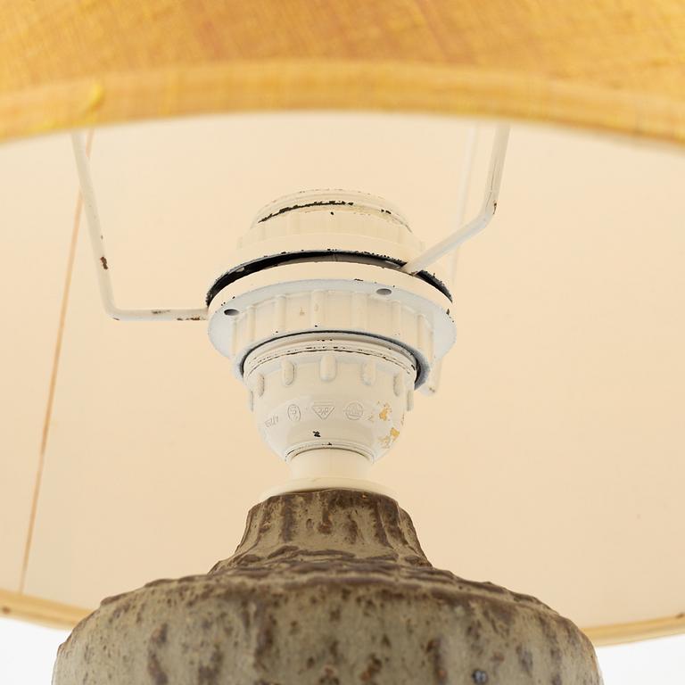 Roger Stribley, a stoneware table lamp, 1970's.