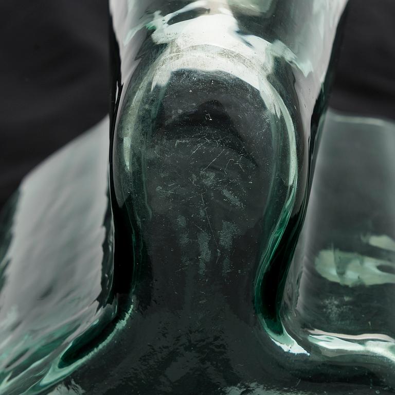 Alvar Aalto, A '9750' vase Karhula Glassworks in production 1937-1949.