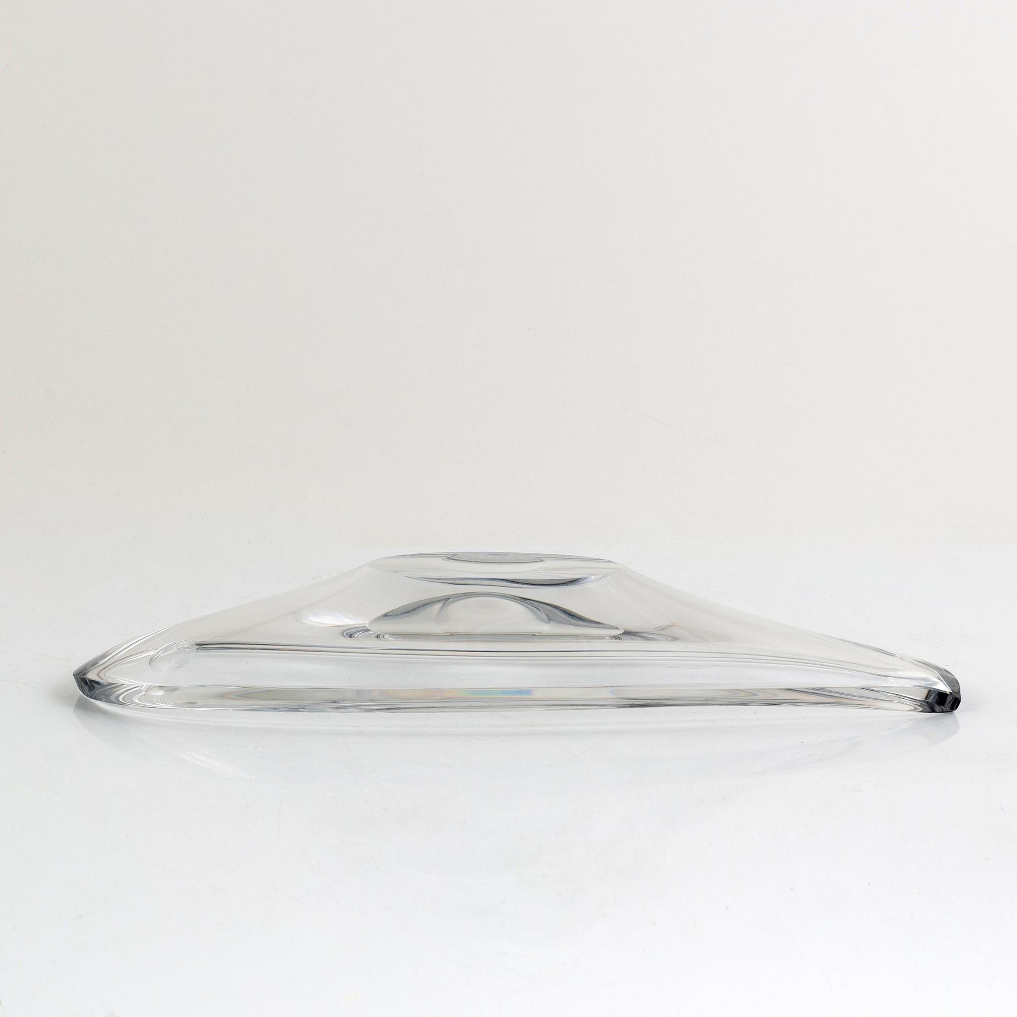 Vicke Lindstrand, a glass bowl, Kosta.
