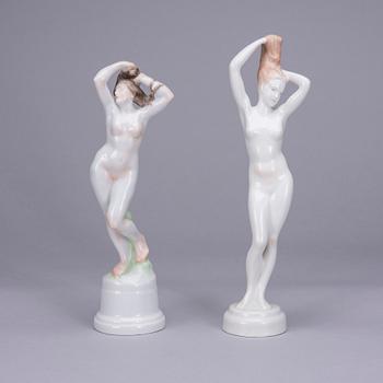 FIGURINER, 2 st, porslin, Mellaneuropa, 1900-tal.
