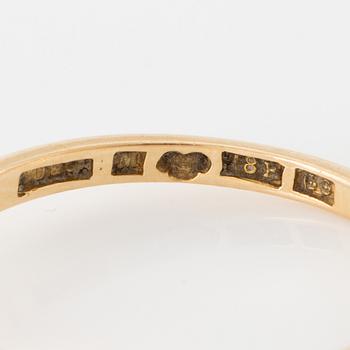 Ring, 18K gold with a brilliant-cut diamond 0.59 ct according to engraving.