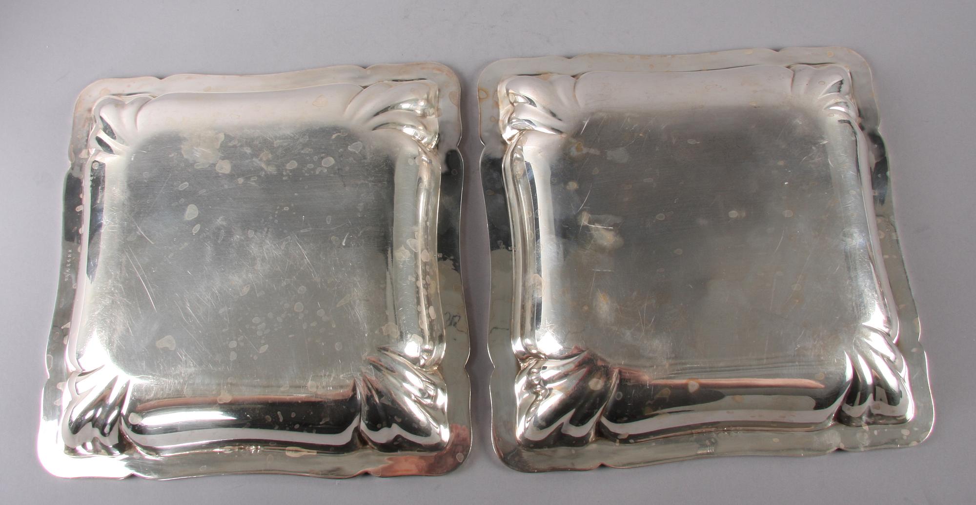SKÅLFAT, ett par, silver, C G Hallberg, Stockholm 1922, importstämplar.