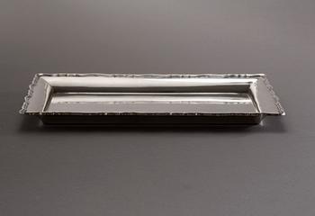 BRICKA, silver, svenska importstämplar, vikt 100 g.