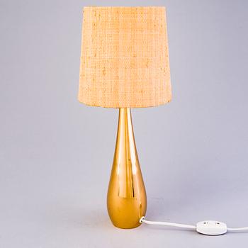 MAURI ALMARI, A mid-20th-century 'K 11-22' table lamp for Idman.