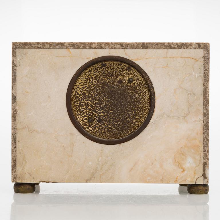 Pöytäkello, art deco, 1920/30-luku.