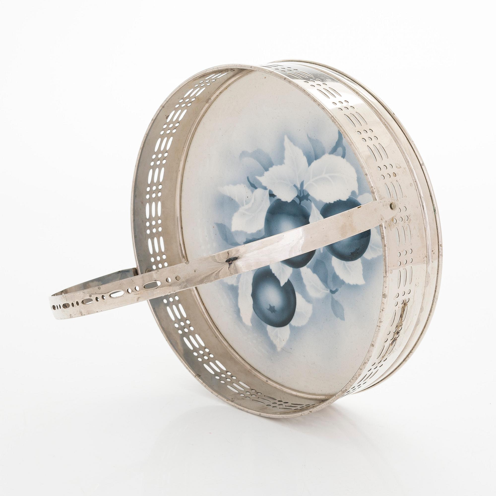 Tarjoiluvati ja tarjoilumalja, 1900-luvun alku.