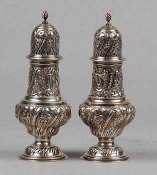SOCKERRUSKOR, ett par, silver, rokokostil, Chester, England 1907.