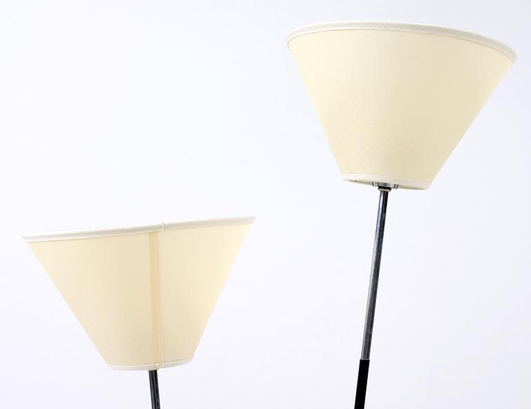 GOLVLAMPA, etikettmärkt Richard Essig, Besigheim/N. 1900-talets mitt.