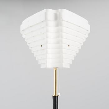 ALVAR AALTO, LATTIAVALAISIN, A 805, "Enkelinsiipi". Valaisinpaja Oy.