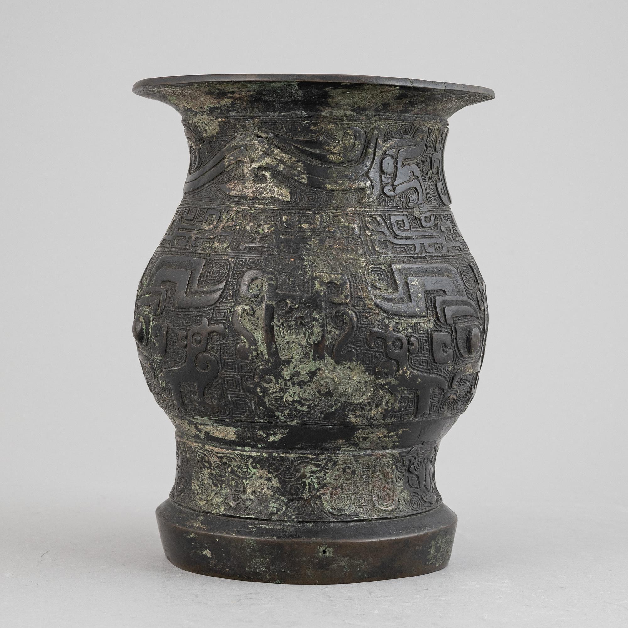 A archaistic bronze vase, Ming dynasty or older.