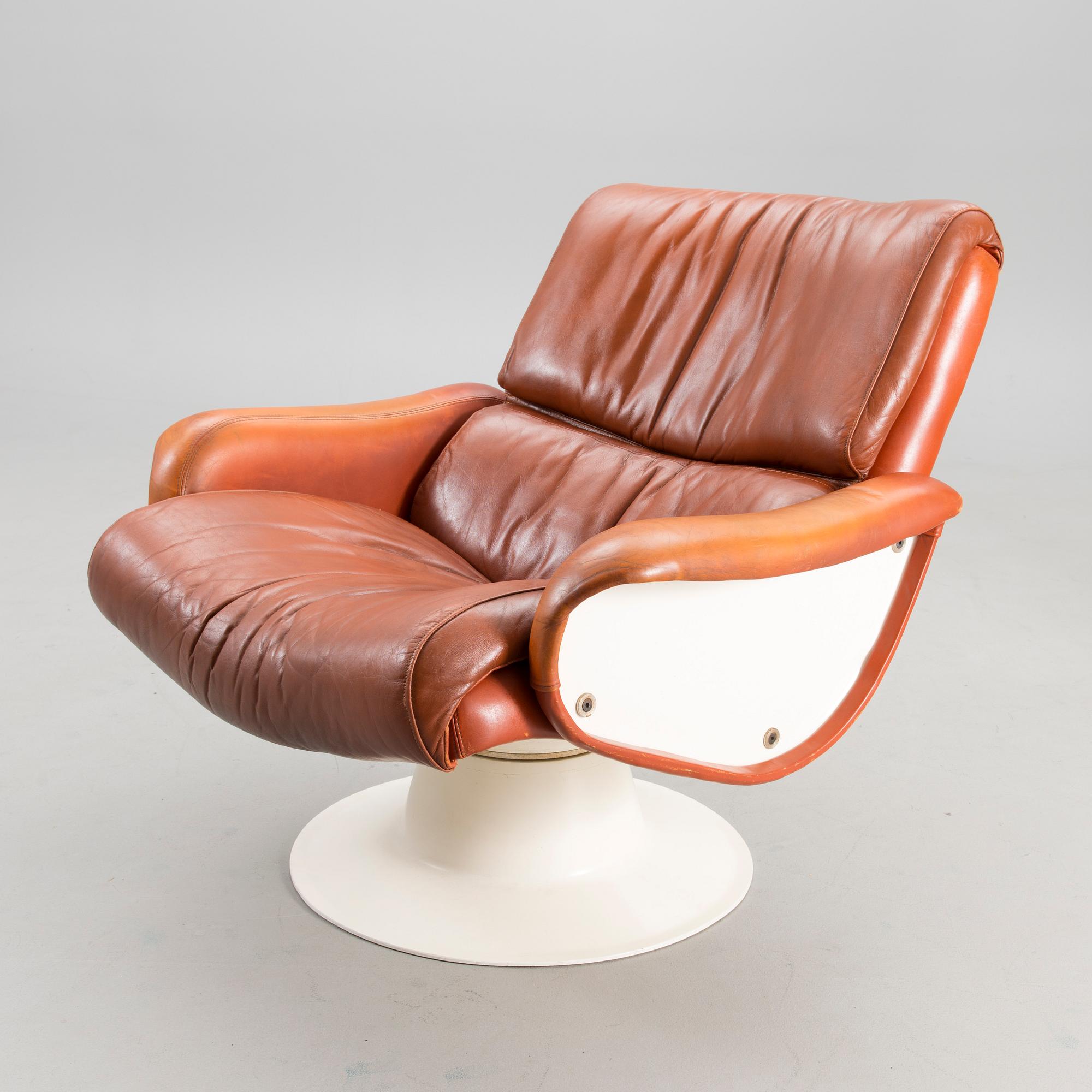 YRJÖ KUKKAPURO, NOJATUOLI, "Saturnus", Haimi.