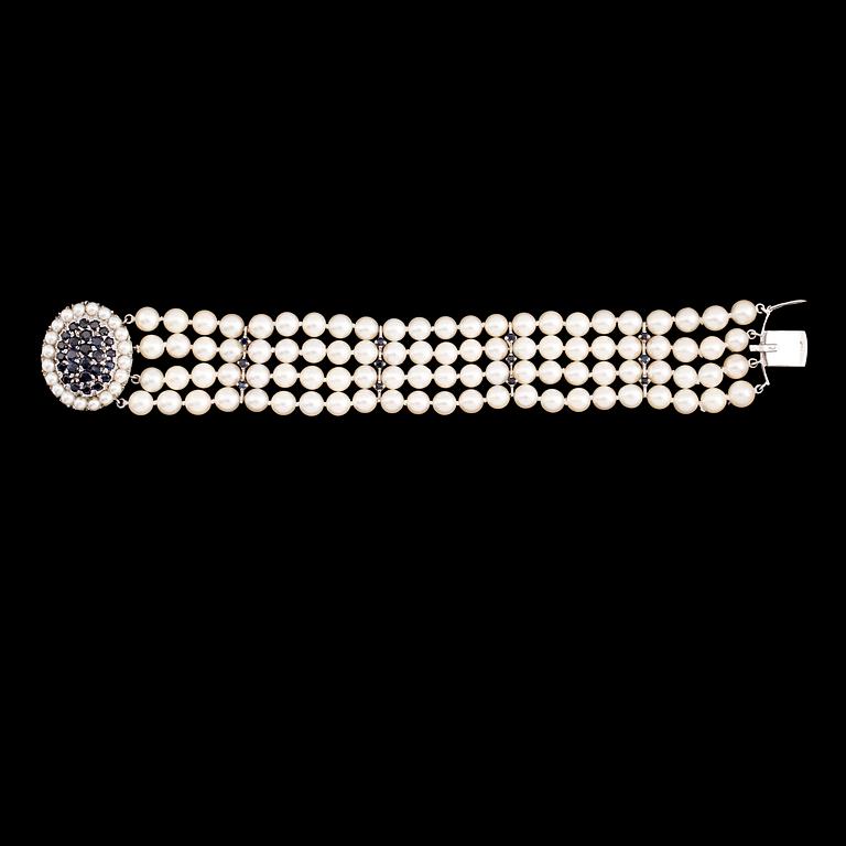 ARMBAND, 14 k vitguld, odlade pärlor, safirer tot ca 4.65 ct.