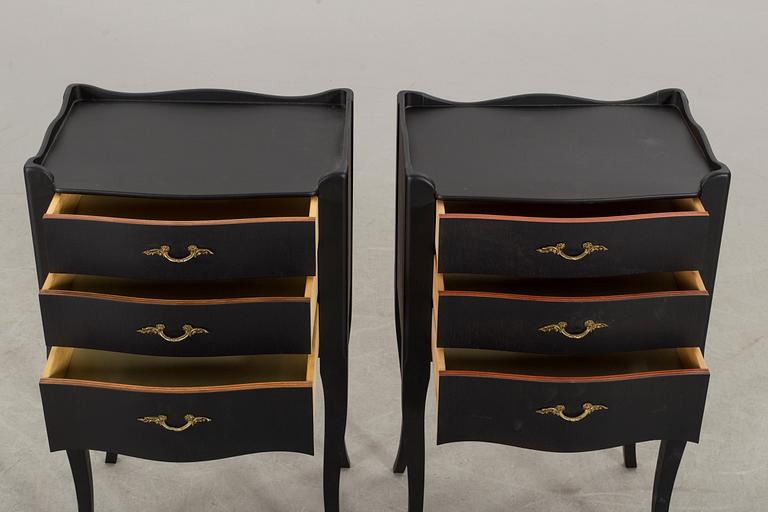 A pair of painted bedside tables, second half of the 20th Century.