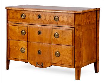 11. A CHEST OF DRAWERS.