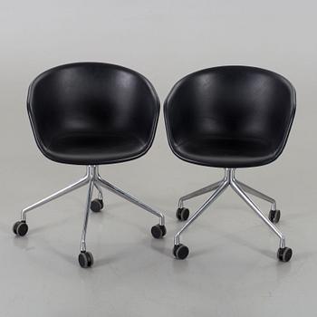 TWO ARMCHAIRS, "About a chair AAC 25" Hee Welling & Hay.