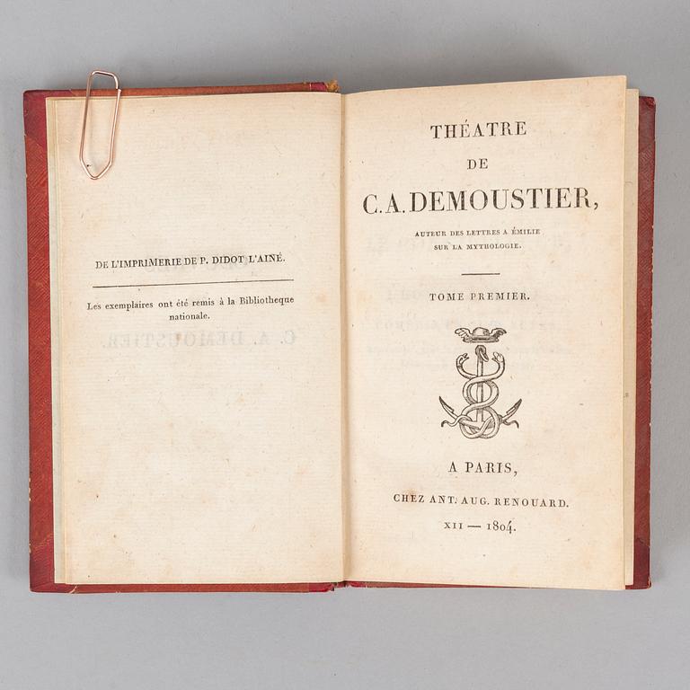 Attractive little bindnings.