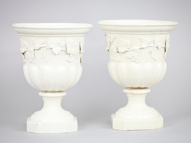 YTTERFODER, ett par, flintgods, 1900-tal.