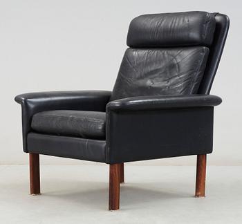 FÅTÖLJ, troligen Hans Olsen, 1950/60-tal.