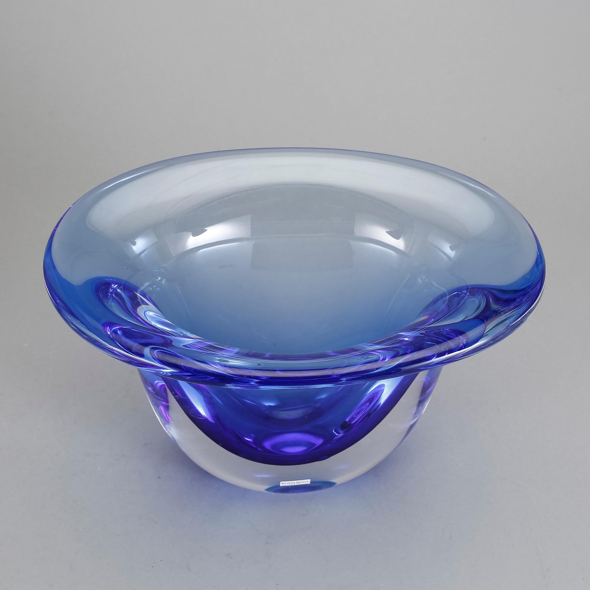 VAS, glas, Göran Wärff, Kosta Boda, 2000-tal.