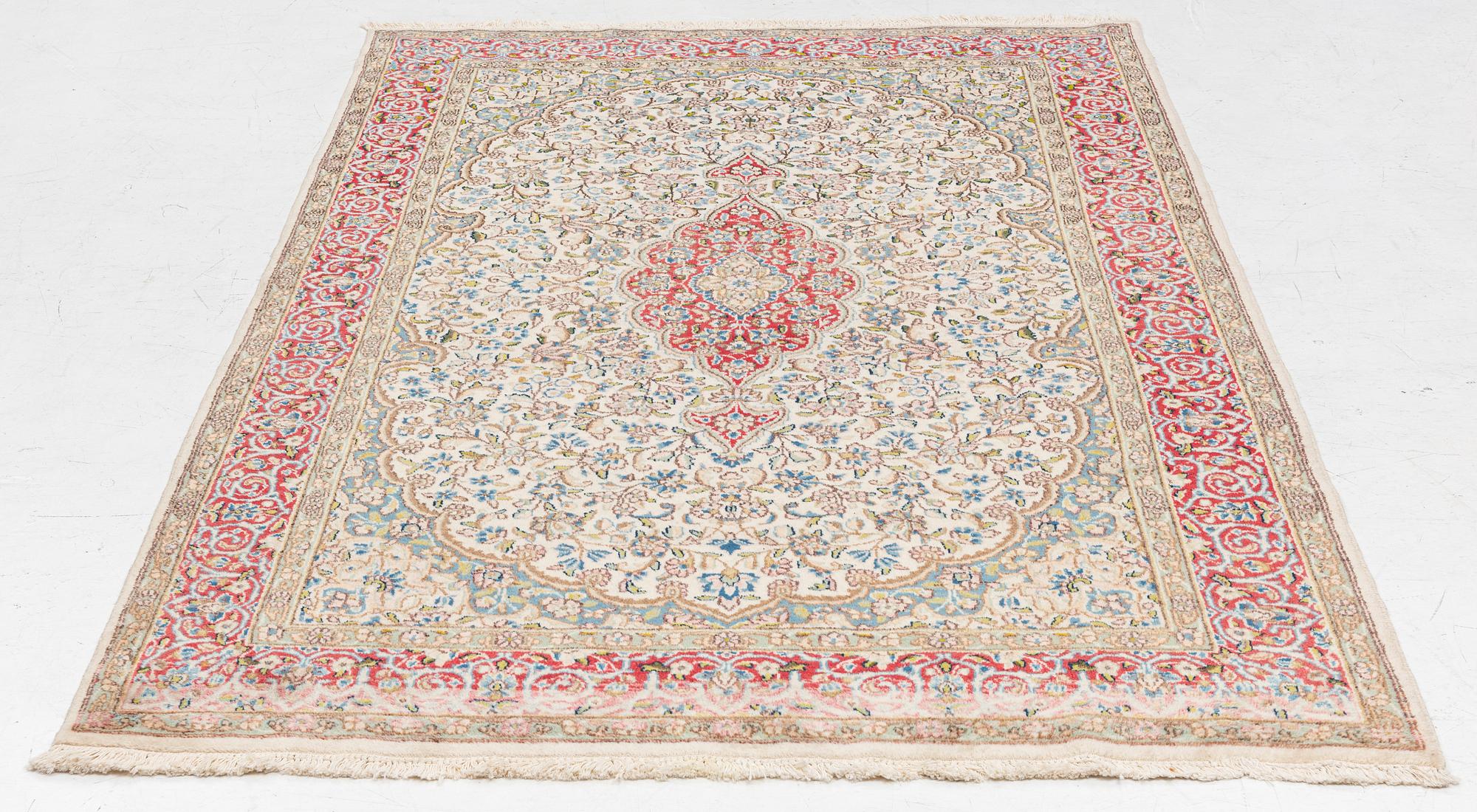 Rug, Kirman, approx. 260 x 148 cm.