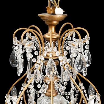 A chandelier, late 20th century.