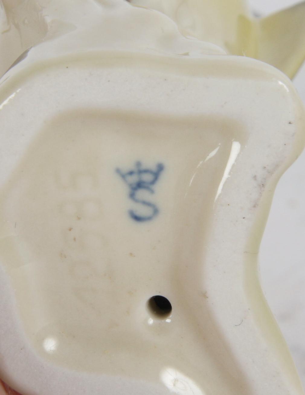 FIGURINER, 8 st, porslin, Herend och Tyskland samt Wien.