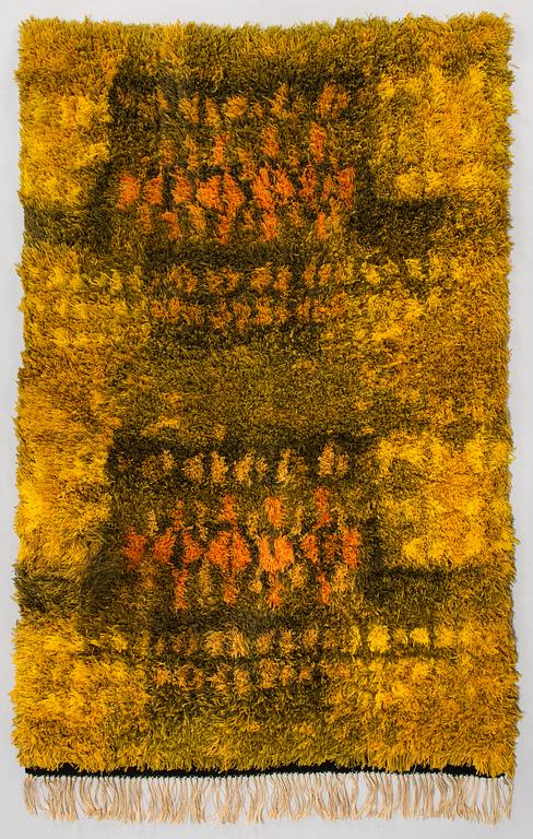 Terttu Tomero, A Finnish long pile Ryijy Rug, for Neovius. Circa 185 x 120 cm.