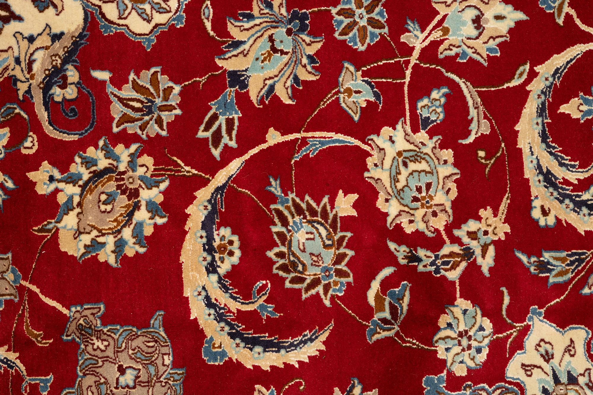 Carpet, Nain, approx. 383 x 294 cm.