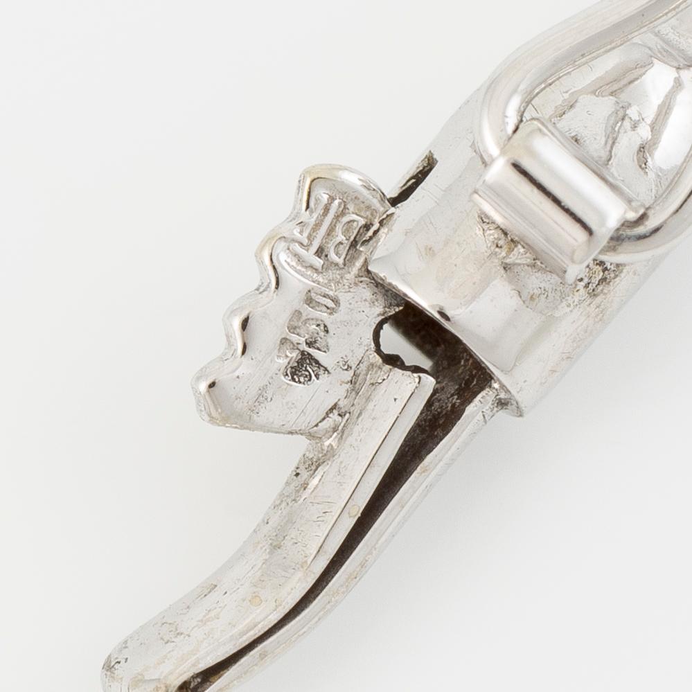 Bracelet 18K white gold with round brilliant-cut diamonds.