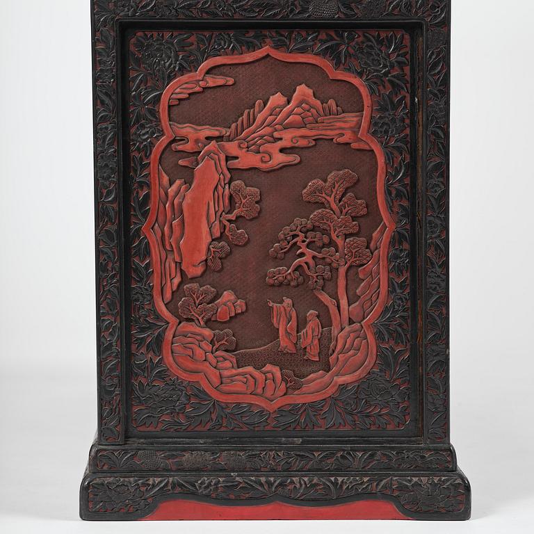 A lacquer display cabinet, late 19th century.