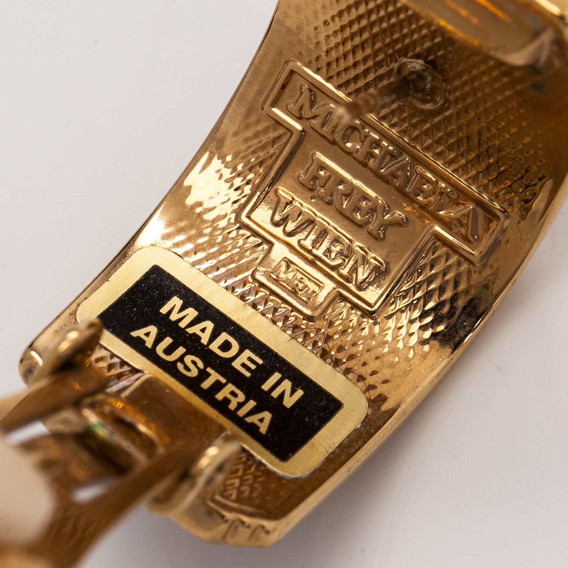 Michaela Frey, armband, halssmycke, örhängen, förgylld metall, emalj, Österrike.